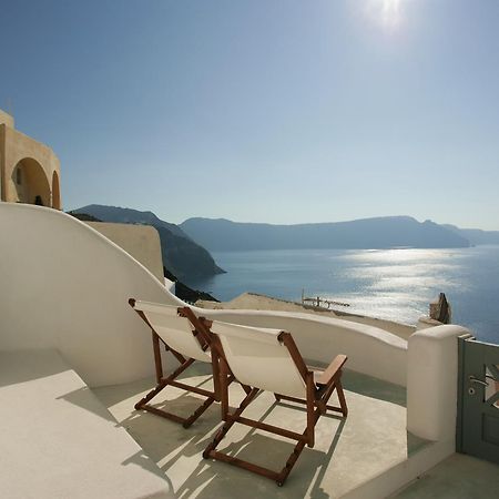 White Suite Иа Екстериор снимка